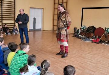 Historyczny spektakl edukacyjny!