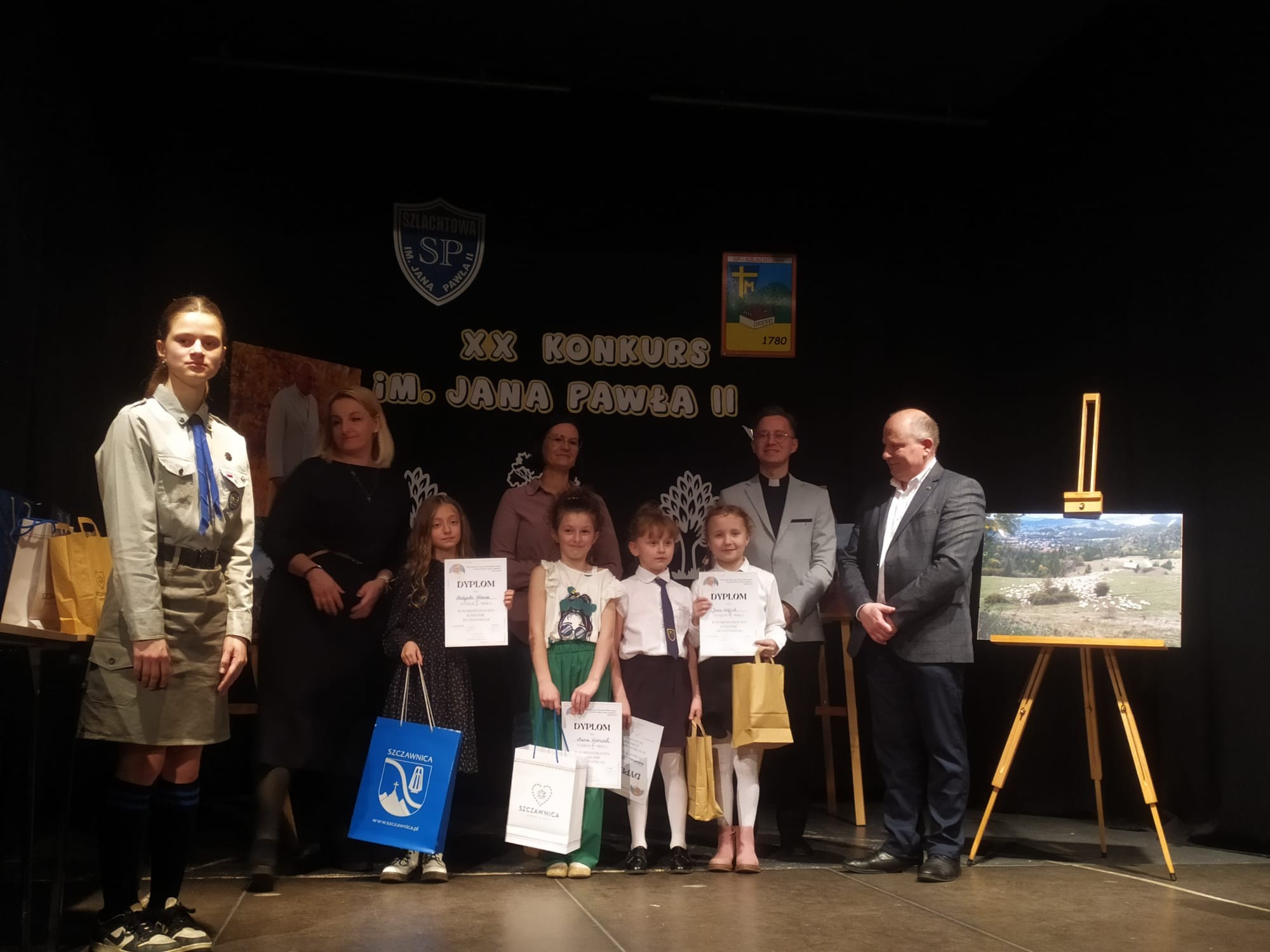 Międzyszkolny Konkurs Recytatorski i Oratorski im. Jana Pawła II