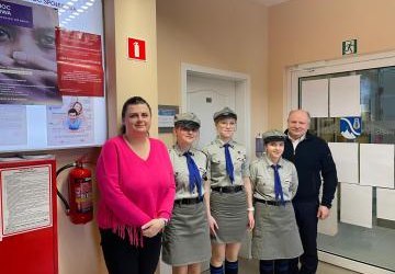 Niosąc świąteczną radość i życzliwość